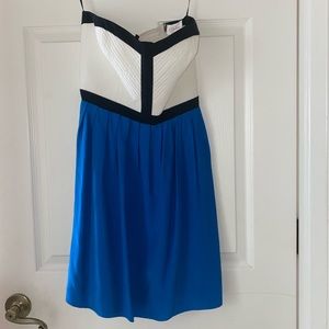 PARKER strapless dress 💙🤍🖤